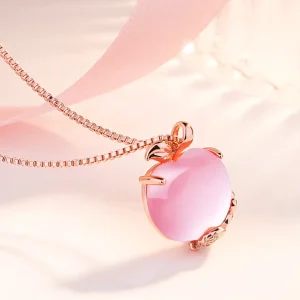 Custom 18K Gold Plated Quartz Fruit Shaped Pendant Women’s Necklace Copper Alloy Office Career Style Jewelry For Party Occasions