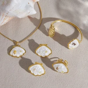 Custom 18K PVD Gold Plated Luxury Women Gold Shell Mother of Pearl Jewelry Earrings 316L Stainless Steel Beach Vacation Jewelry