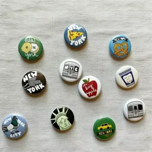 Custom Button Badges Cute Cartoon Tinplate Pin Travel Souvenir Lapel Badge Anime Metal Brooch Pack for Bags Bulk