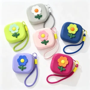 Custom Cute Silicone Coin Purse Keychain Mini Cartoon Animal Zipper Pouch Portable Earbud Holder Cash Wallet Bag for Gifts Girls