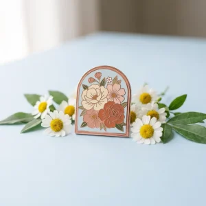 Custom Floral Enamel Pin Badge Soft Enamel Metal Brooch Lapel Pin Women Fashion Clothing Souvenir Wedding Decoration Gift