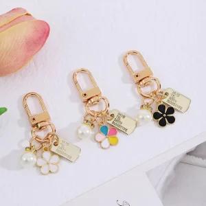 Custom Flower&peal Key Chains Women’s Flower Bag Charms Enameled Metal Keychain Car Keychain Phone Charm DIY Jewelry Gifts