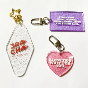 Custom High Quality Acrylic Keychain Heart Ticket Hotel Shape Glitter Acrylic Plastic Keychain Anime Keychain