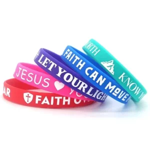 Custom Logo Glow in the Dark Silicone Wristband Personalized Fashion Charm Bracelet with Luminous Rubber
