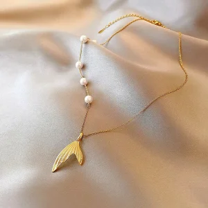 Custom Luxury Women Gold Mermaid Tail Y Drop Pearl Pendant Necklace 316L Stainless Steel Cable Chain Minimalist Daily Jewelry