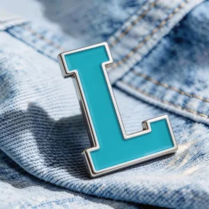 Custom Plated Zinc Alloy Metal Crafts for Gift Souvenir Home Decoration UV Printing Soft Enamel Irregular Metal Pin Brooch