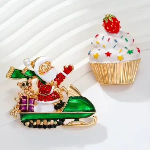 Custom Unisex Metal Gold Fashion Designer Christmas Car Enamel Brooch Pin Alloy Lapel Badges for Women and Men