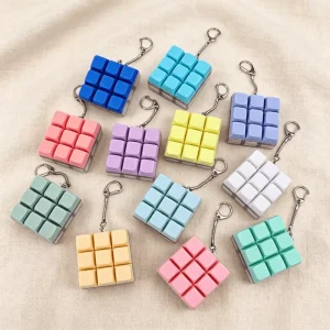 Customizable Stress Relief Keychain Toy Colorful Keyboard Keyring and Plastic Keychain for Irritability Toy Key Holder