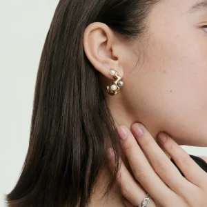 Customized Brass Gold Plated Trendy Pearl Decorated Arch Women Fashion Statement Lightweight Hoop Stud