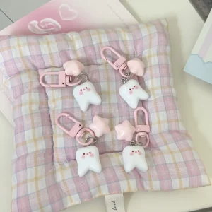 Cute Blush Teeth Resin Keychain Funny White Tooth 3D Key Chains Pink Star Pendants Key Rings Dental Clinic Dentist Gifts