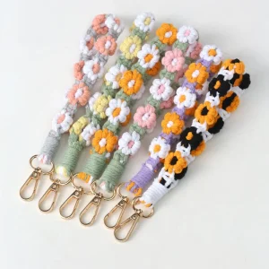 Cute Hand-Woven Flower Macrame Keychain Boho Braided Cotton Rope Handmade Wrist Straps Fashion Wristlet Keychain