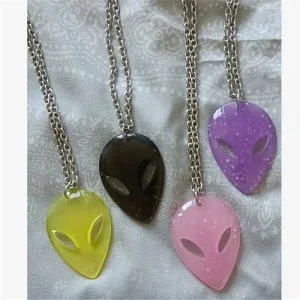 Cute Sparkle Alien Face Necklace Colorful Transparent Resin Pendant Gothic Punk Streetwear Fashion Neck Jewelry