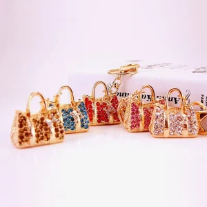 Cute Women’s Fashionable Metal Keychain Accessory Rhinestone Handbag Pendant with Zinc Alloy Decorative Keychain for Car