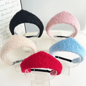 DREAM FASHION Vintage British Retro Style Pearl Crystal Woolen Triangle Headband Makeup Custom Hair Accessories