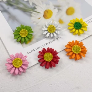 Daisy Flower Brooch Pins Rose Gold Plated Alloy Simple Versatile Wedding Party Gift for Unisex