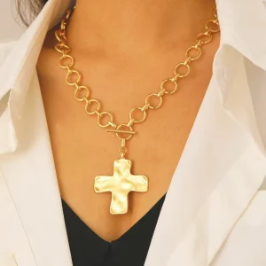 Design Large Alloy Cross Pendant Necklaces for Women Trendy Ladies Street Choker in Neck Accessories Fashion Jewelry