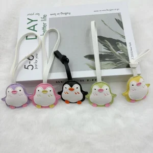 Designer Bag Charms Keychain Leather Animals Penguin Keychain Accessories for Bag Purse Charms Fashion Jewelry Pendants Charms