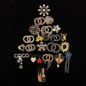 Designer Brand’s Luxury Zircon Flower High Quality Brooches Come in Various Styles Suitable for All Occasions