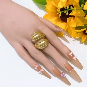 Dual Twisted Stripe Gold Plated Statement Ring Retro Textured Chunky Open Band Ring Elegant Vintage Curved Finger Jewelry