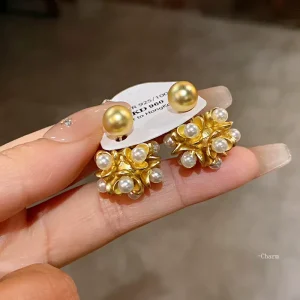 Dual Wear French Vintage Metal Pearl Flower Earrings Light Luxury Premium Feel Fairy Stud Earrings Women