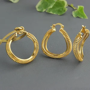 Dubai Hollow 18K Gold Plated Brass Fashion Trendy Charm Wedding Set Ladies Party Gift Earring Pendant Necklace