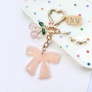Durable and Lightweight Fashion Keychain Glamour Girl Keyring Gift Made of Zinc Alloy