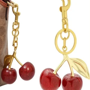 Eco friendly Plastic Resin Cross border Cherry Keychain Bag Pendant Jewelry Elegant Couple Car Keychain Office Lady