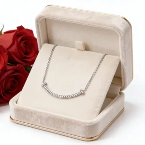 Elegant 18k Gold Lab Grown Diamond Smile Bar Necklace Minimalist Chic Dainty Curved Brilliant Cut IGI Certified Fine Jewelry