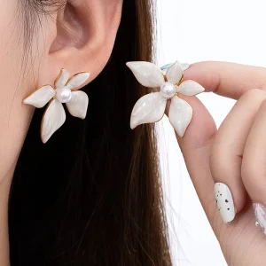 Elegant 5 Petal Floral Pearl Earrings Stainless Steel Oil Drip Multicolor Flower Stud Earrings Women Accessories