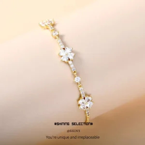 Elegant Brass Material Zircon Zircon Brass Bracelet Round Cut Charm Clover Design Dainty Open Cuff