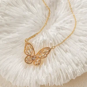Elegant Butterfly Pendant Necklace Dainty Cubic Zirconia Gold Plated Brass Chains Featuring Diamond Pearl
