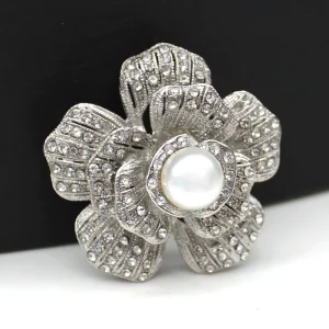 Elegant Multi Layered Floral Brooches for Lady Fashion Accessories for Unisex