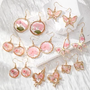 Elegant Multistyle Cherry Blossom Rose Daisy Flower Hook Earrings Resin Dried Flower Butterfly Round Pendant Earring for Women