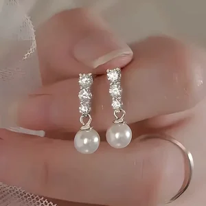 Elegant One Row Design Round 3A Zircon Pearl Earrings for Women Engagement Fashion Party Silver Plated Pendant Earrings