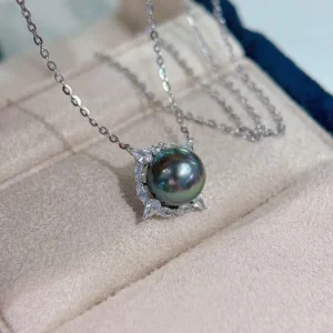 Elegant Style Freshwater Pearl Pendants Necklace