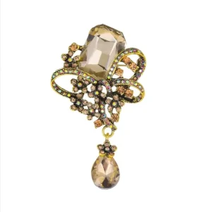 Elegant Vintage Flower Zircon Brooch Luxury Pendant Versatile Fashion Jewelry for Children’s & Women Wedding
