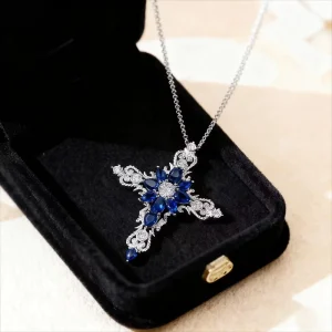 Elegant Women Simple Color Cross Necklace Pure Silver Cultured Geometric Pattern Pendant Custom
