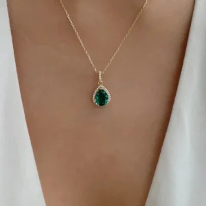 Emerald Green Water Drop Crystal Pendant Necklace for Women Vintage Palace Style Collarbone Chain Zinc Alloy