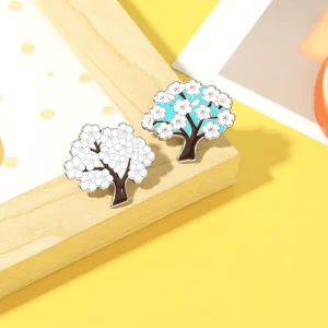 Enamel Brooch Pins Creative Plant Plum Blossom Design Cute Personality Badge Pins Fashion Lapel Pins for Women