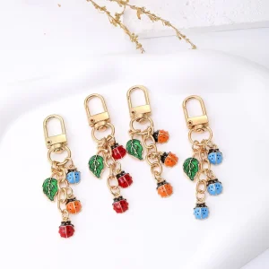Enamel Ladybug Leaf Dangle Keychain Gold Alloy Mini Spring Carabiner Cute Insect Bag Pendant Multicolor Ladybird Charm Trendy