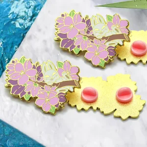Enamel Pins Custom Manufacturer Metal Lapel Pin Gold Anime Brooch Badge Logo Custom Soft Hard Enamel Pin