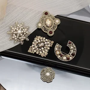 England Vintage Pearl Brooch Jewelry Fashion Luxury Brooch for Men and Women Clothing Decoration