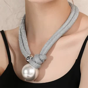 Europe Popular Choker Sweater Chain Fashion Design Double Layer Stackable Necklace Large Pearl Necklace for Women
