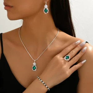 European American 4pcs Shiny Fashion Jewelry Set for Women Water Drop Crystal Rhinestone Necklace Earrings Bracelet Ring Suit