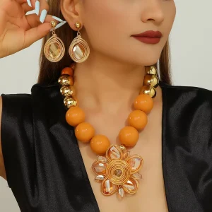 European American Jewelry Set Personalized Exaggerated Crystal Beads Woven Flower Beaded Necklace Earrings for Women