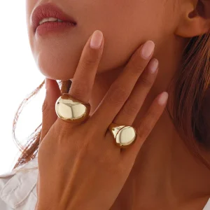 European American Luxury Style Women’s Fashion Rings Set Glossy Metal Knuckle Ring Egg Shaped Design Trendy Stainless Steel