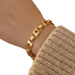 European American Style Fashionable Hollow Floral Unisex Gift Bracelet PVD Gold Plated Non Fading Simple High Quality