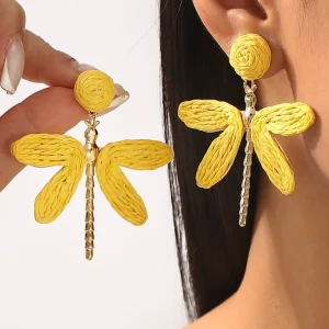 European American Zinc Alloy Animal Shape Classic Women’s Drop Earrings for Party