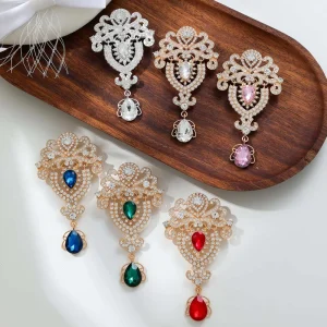 European and American Women’s Palace Style Brooch Crystal Pendant Brooch
