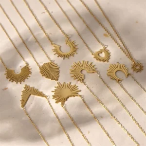 European and American style Minimalist Sunflower 18K Gold plated Short Necklace for Women